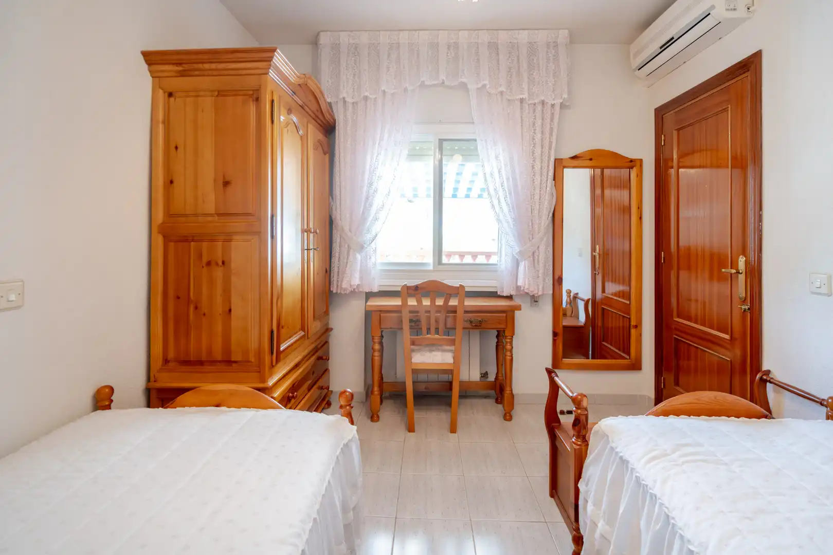 Bedroom of Detached homes for sale in El Tiemblo   with Heating, Terrace and Community pool