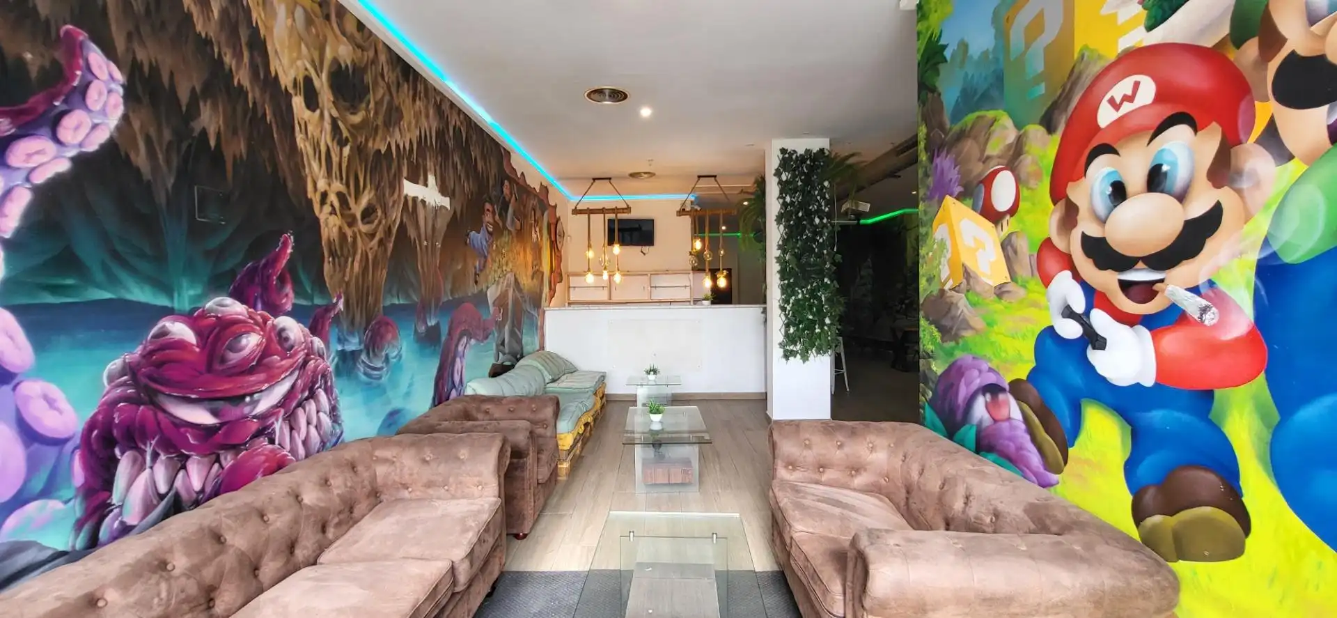 Wohnzimmer von Geschaftsraum zur Miete in Marbella mit Klimaanlage und Möbliert