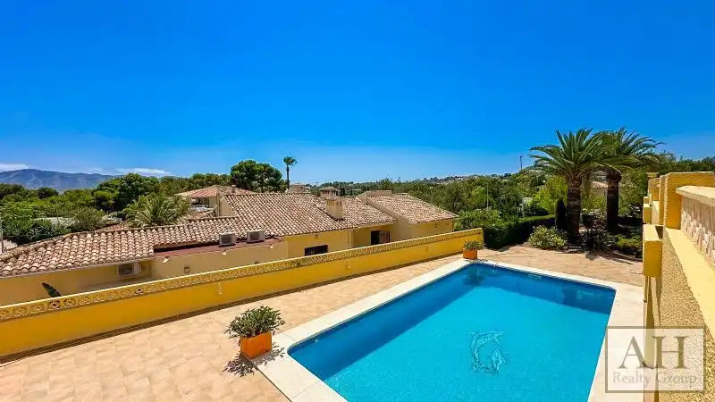Houses for sale in Pueblo - Urbanizaciones