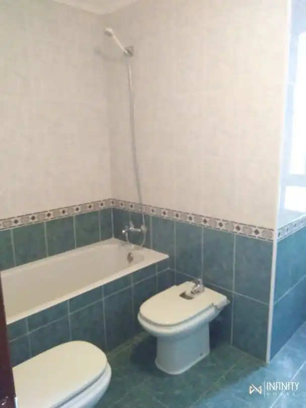 Bathroom of Flat for rent in Loiu  with Heating, Terrace and Storage room