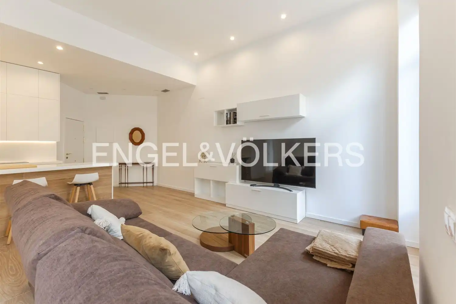 Living room of Flat for rent in Valencia  with Air Conditioner, Heating and Furnished