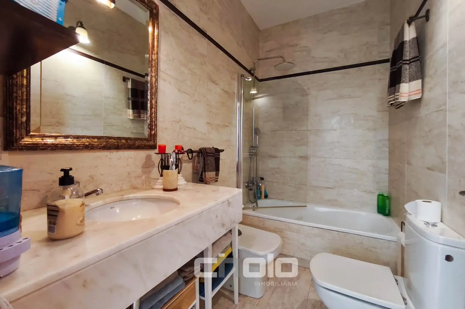 Baño de Piso en venta en Lugo con Calefacción y Amueblado