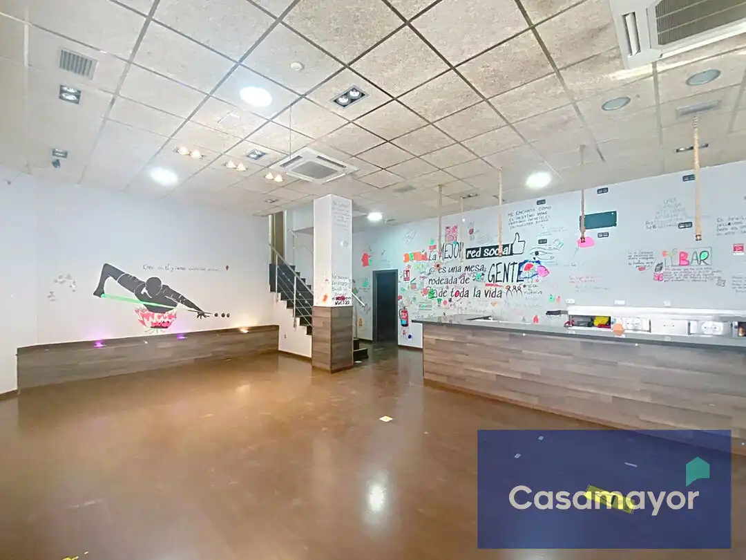 Local en venta en Alicante / Alacant con Aire acondicionado