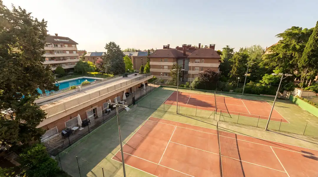 Terrasse von Wohnung zur Miete in Majadahonda mit Klimaanlage, Heizung und Privatgarten