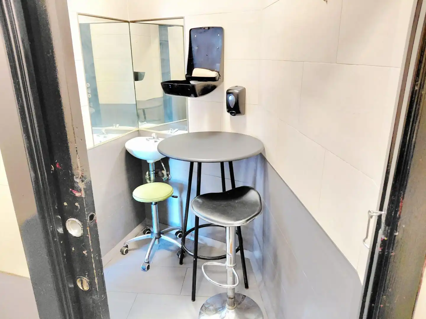 Baño de Local de alquiler en Getxo  con Aire acondicionado