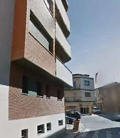 Vista exterior de Pis en venda en Bellpuig