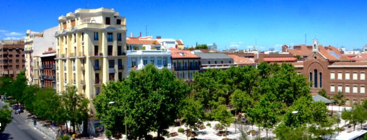 Exterior view of Building for sale in  Madrid Capital