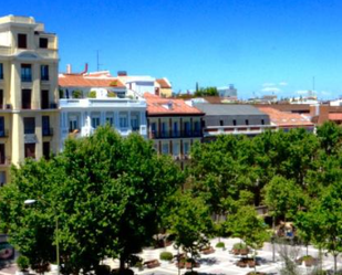 Exterior view of Building for sale in  Madrid Capital