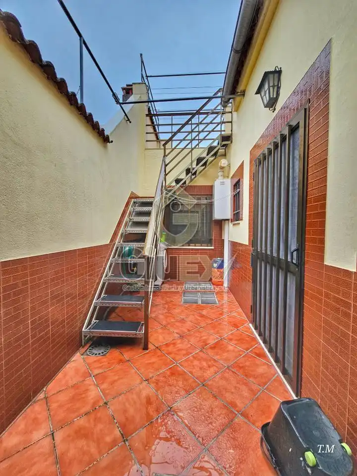 Casa o chalet en venta en Cáceres con Calefacción, Terraza y Trastero