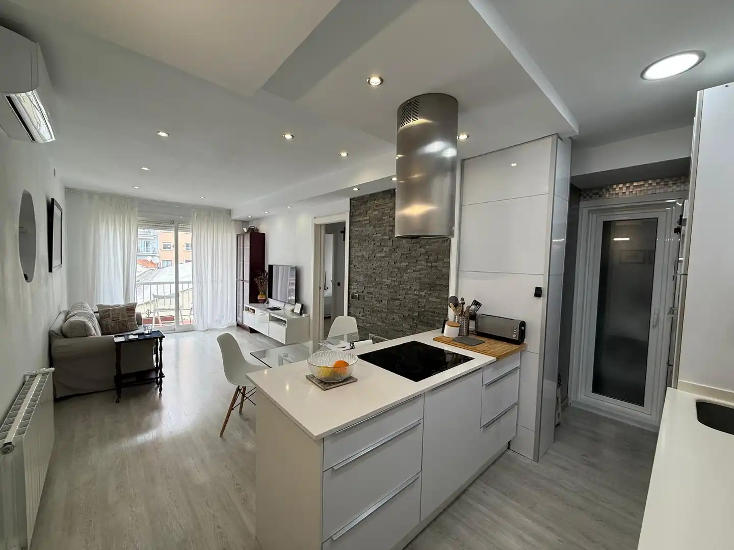 Cocina de Piso en venta en Barcelona con Aire acondicionado, Amueblado y Balcón