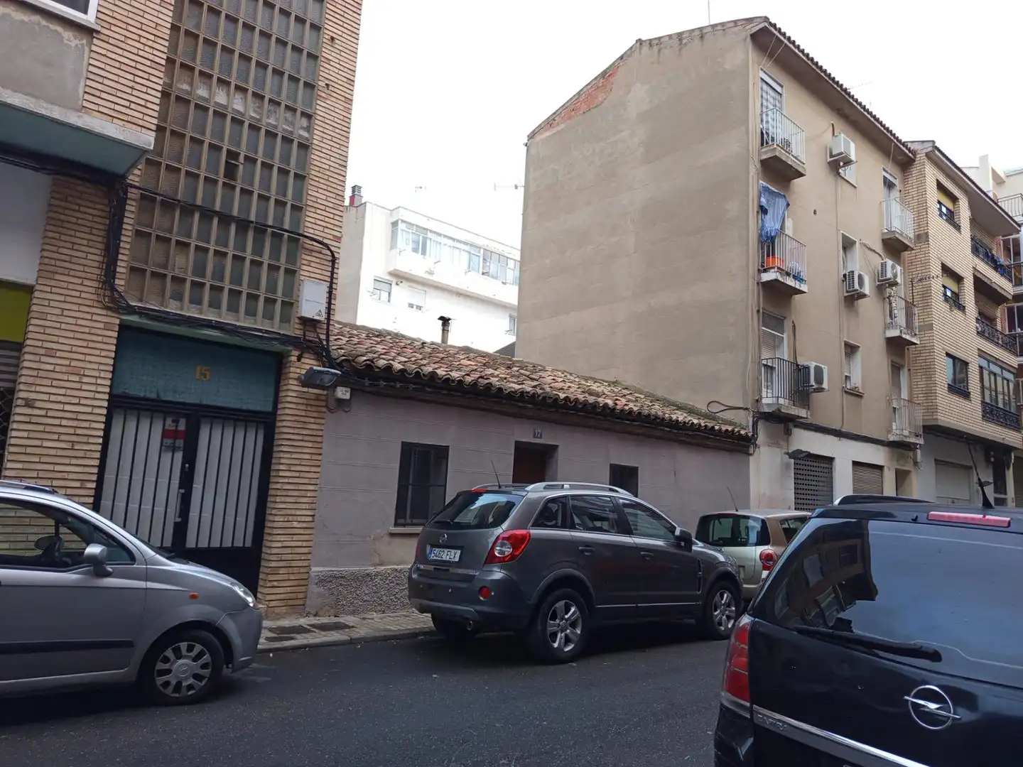 Außenansicht von Residential zum Verkauf in Zaragoza