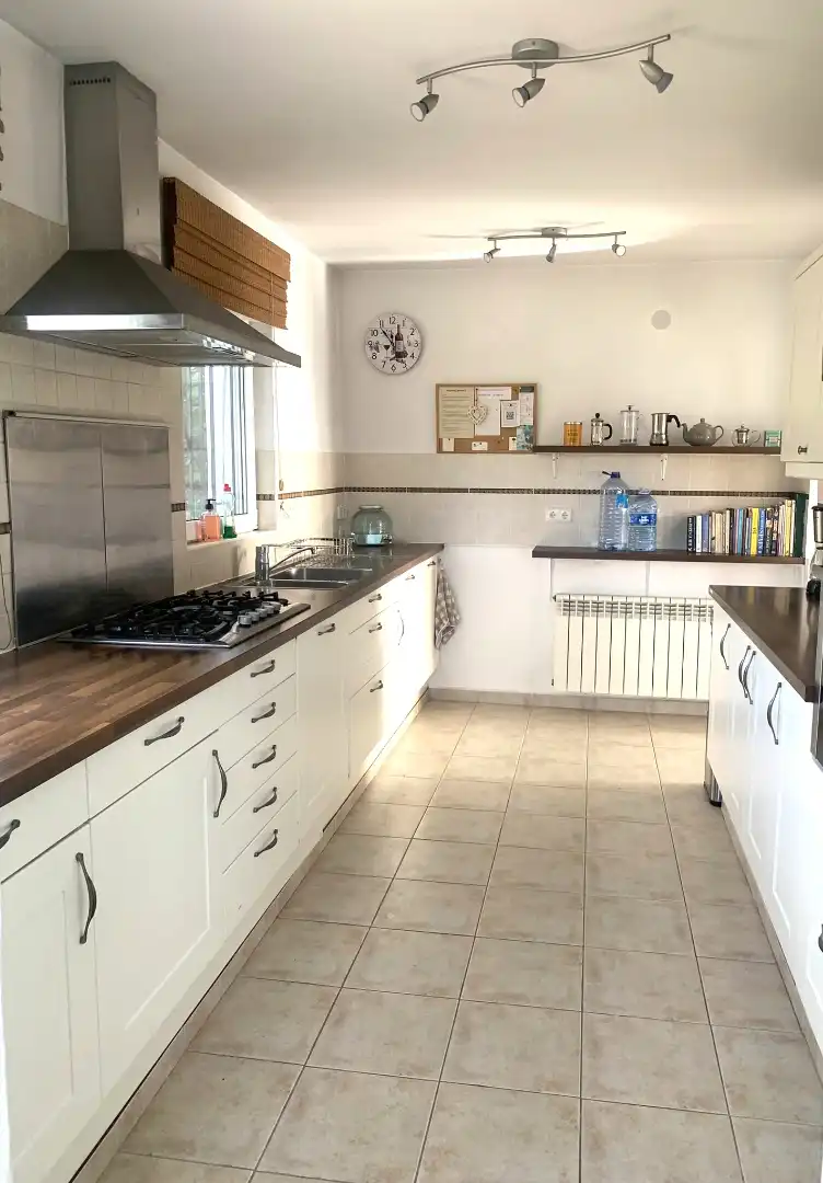 Cocina de Finca rústica en venta en El Perelló con Aire acondicionado, Calefacción y Jardín privado