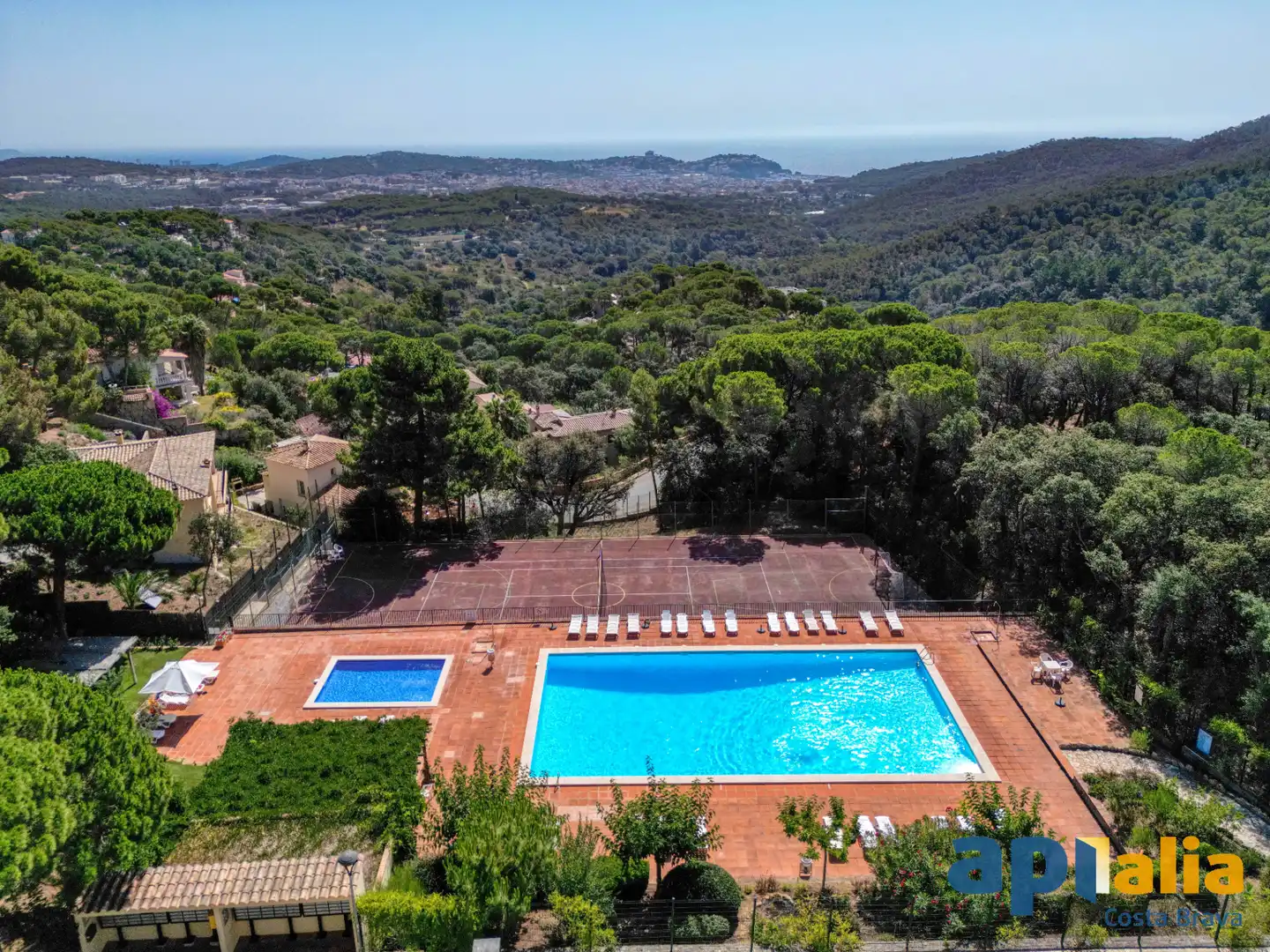 Piscina de Casa o chalet en venta en Sant Feliu de Guíxols con Calefacción, Jardín privado y Terraza