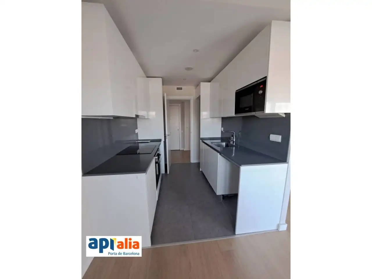 Küche von Wohnung zum Verkauf in Sant Feliu de Llobregat mit Balkon und Gemeinschaftspool