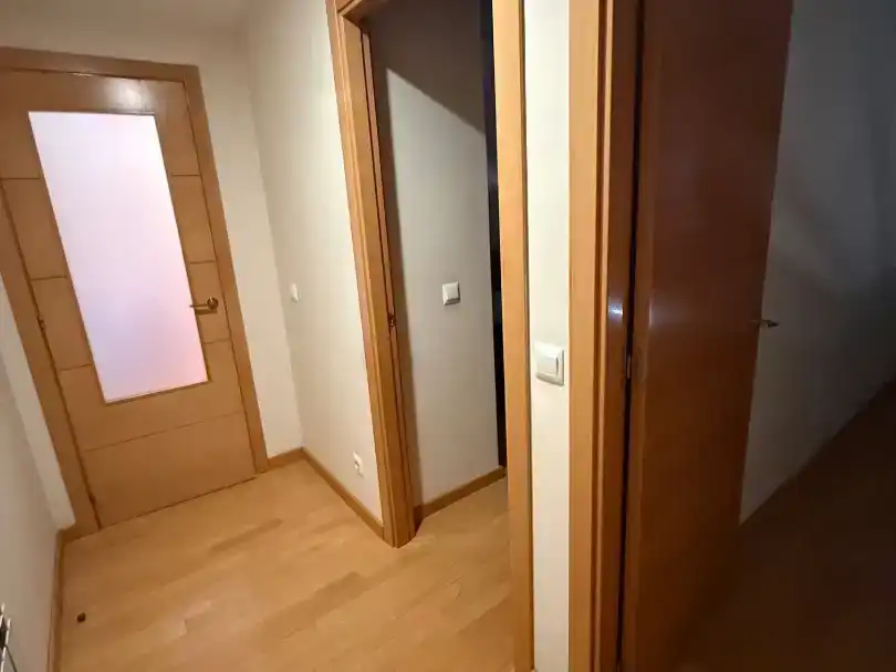 Wohnung zum Verkauf in Móstoles mit Klimaanlage und Balkon