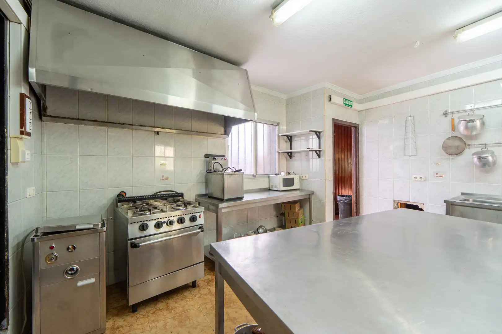 Business premises for sale in Barrio SALADO, imagen 12