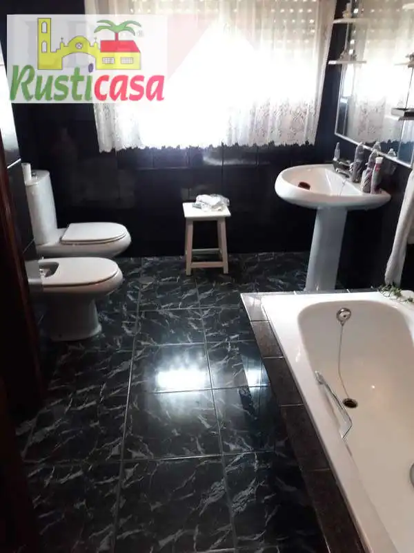 Baño de Finca rústica en venta en Jaén con Terraza y Amueblado
