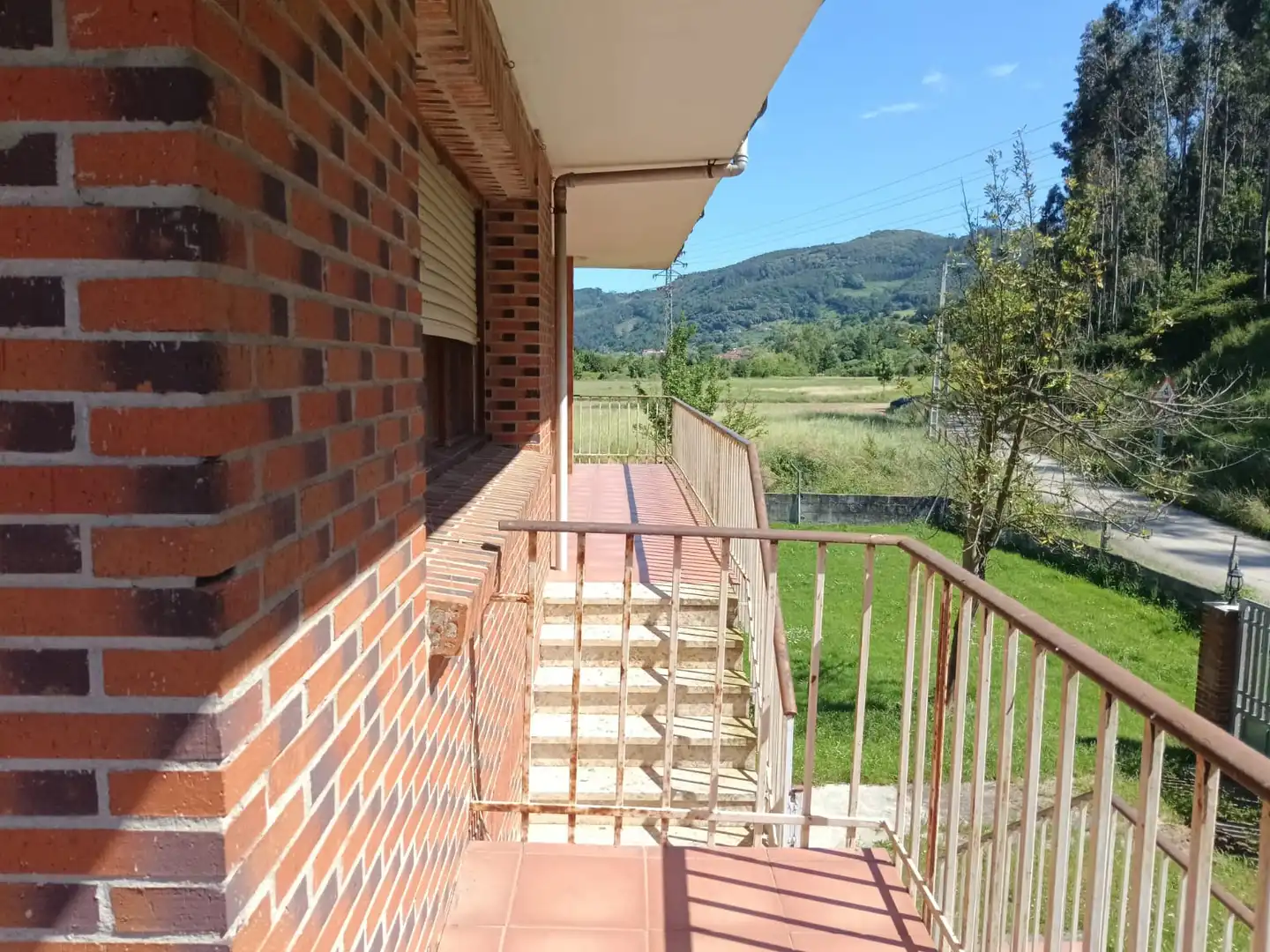 Terrassa de Casa o xalet en venda en Ampuero amb Jardí privat, Terrassa i Moblat
