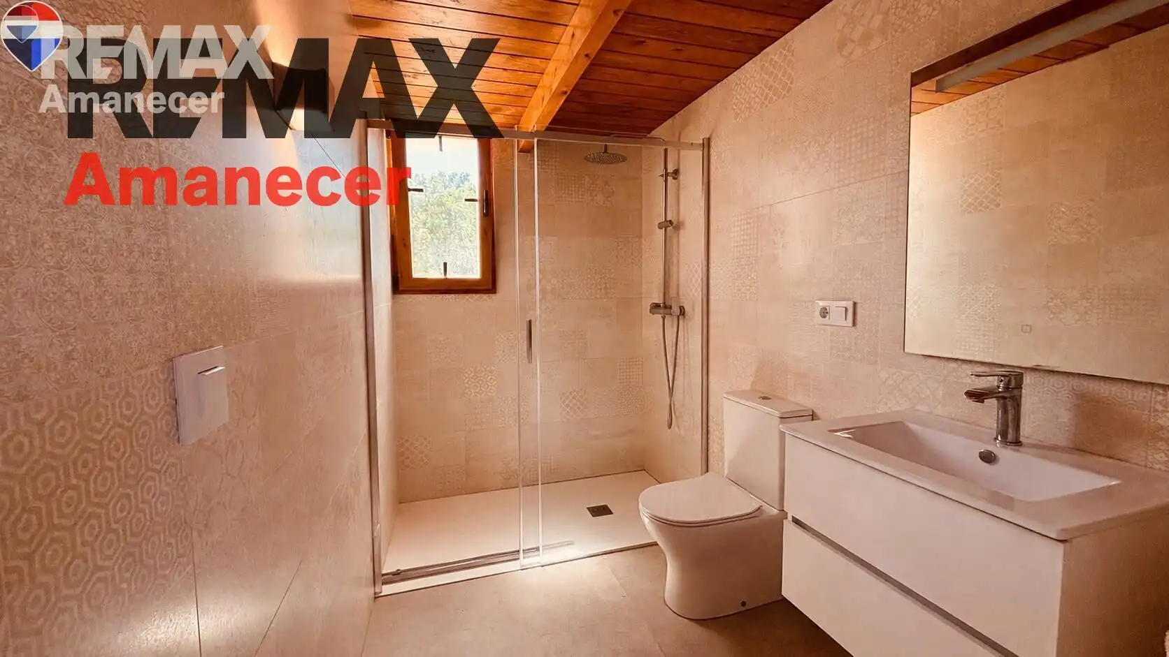 Baño de Casa o chalet de alquiler en Dénia con Aire acondicionado, Jardín privado y Terraza