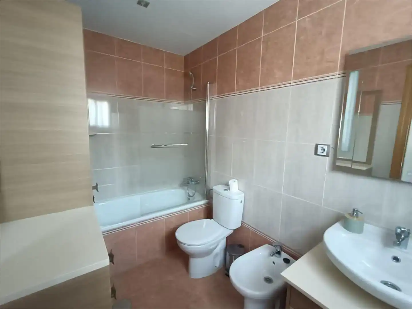 Baño de Piso en venta en Alcaudete con Aire acondicionado, Trastero y Amueblado