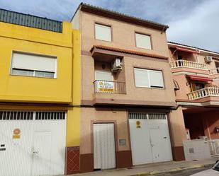 Vista exterior de Casa o xalet en venda en Villanueva de Castellón amb Terrassa i Balcó