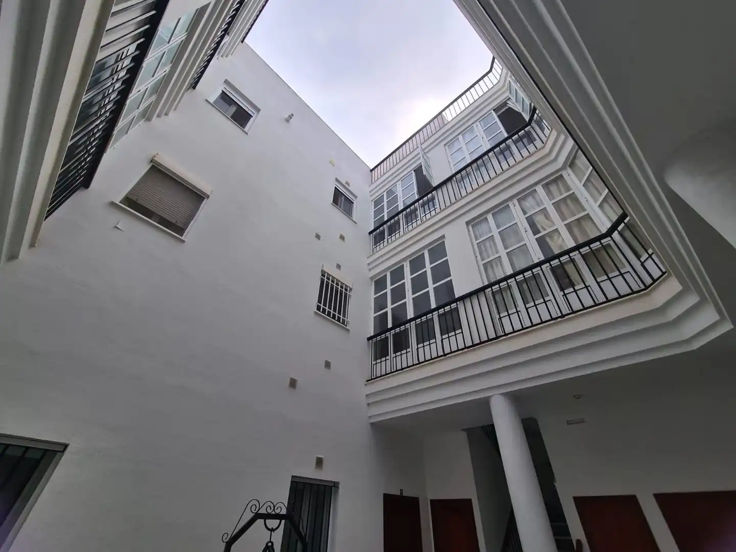 Vista exterior de Piso en venta en Cádiz con Amueblado