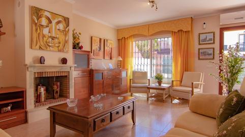 Foto 2 de Casa adosada de alquiler en Almayate, Vélez-Málaga