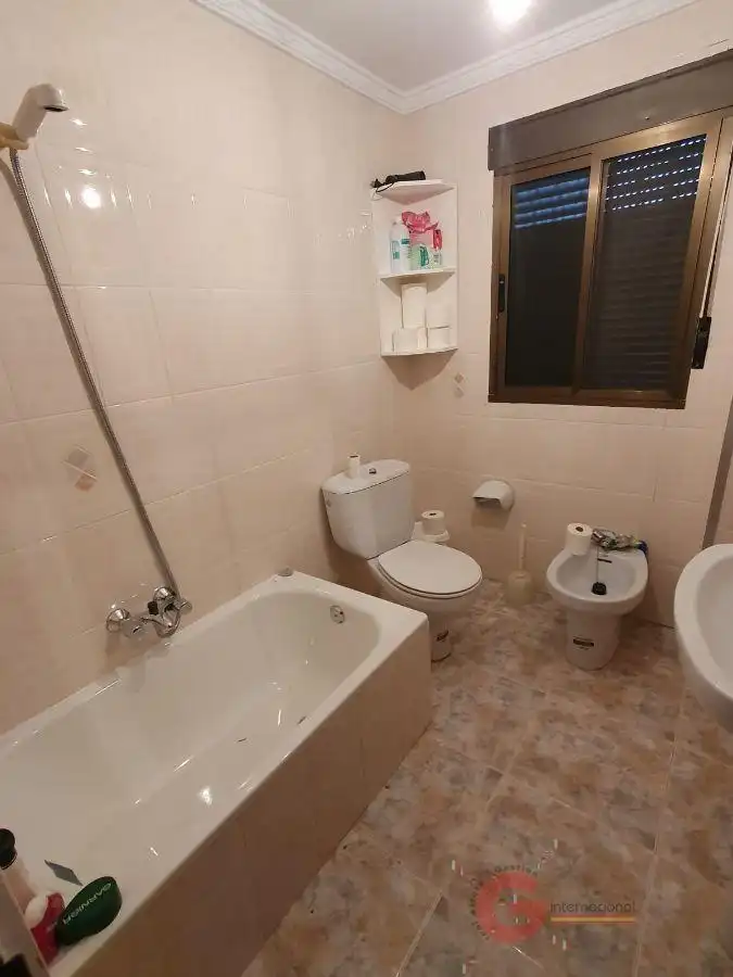 Casa rústica amb piscina en venda a Ítrabo, imagen 8