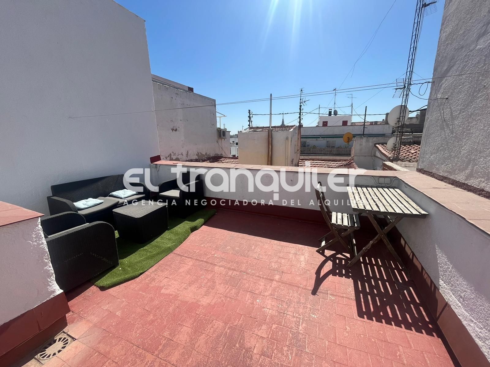 Terrace of Attic to rent in  Madrid Capital  with Air Conditioner, Parquet flooring and Terrace