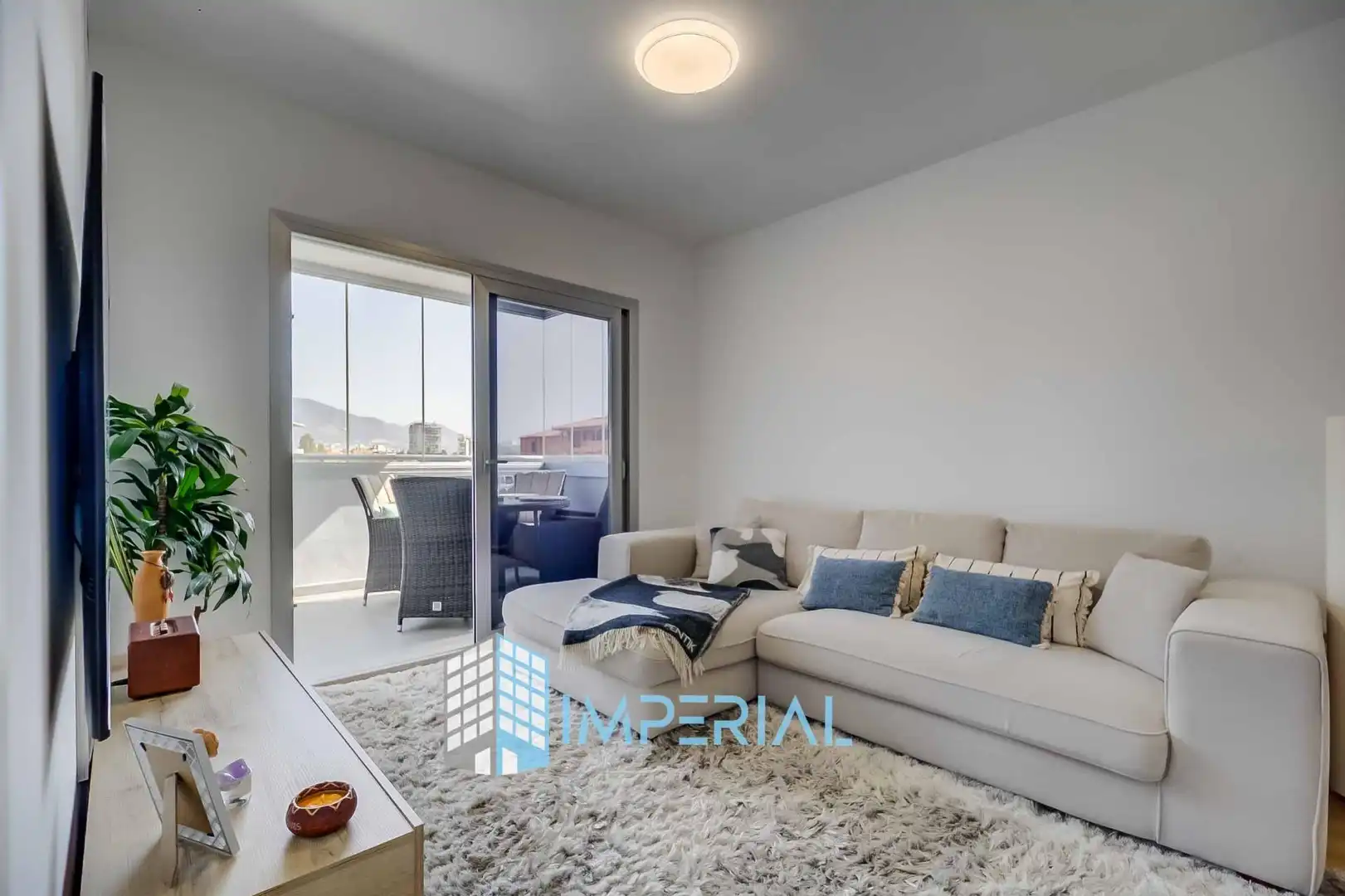 Living room of Flat for sale in Fuengirola  with Air Conditioner, Heating and Terrace