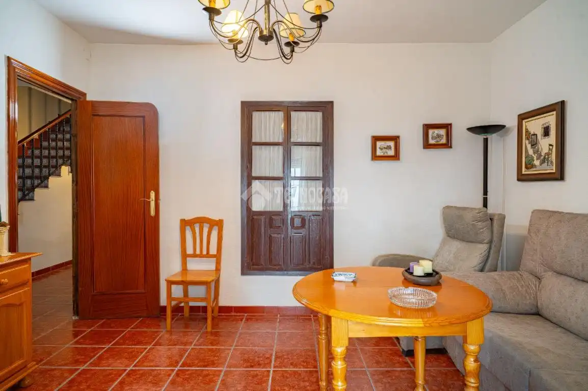Casa aparellada en venda a Sabiote, imagen 8