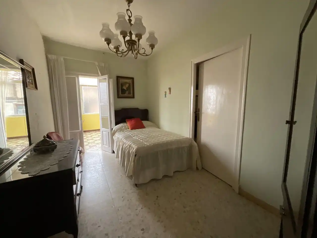 Habitación de Casa adosada en venta en Grañón con Jardín privado, Trastero y Amueblado