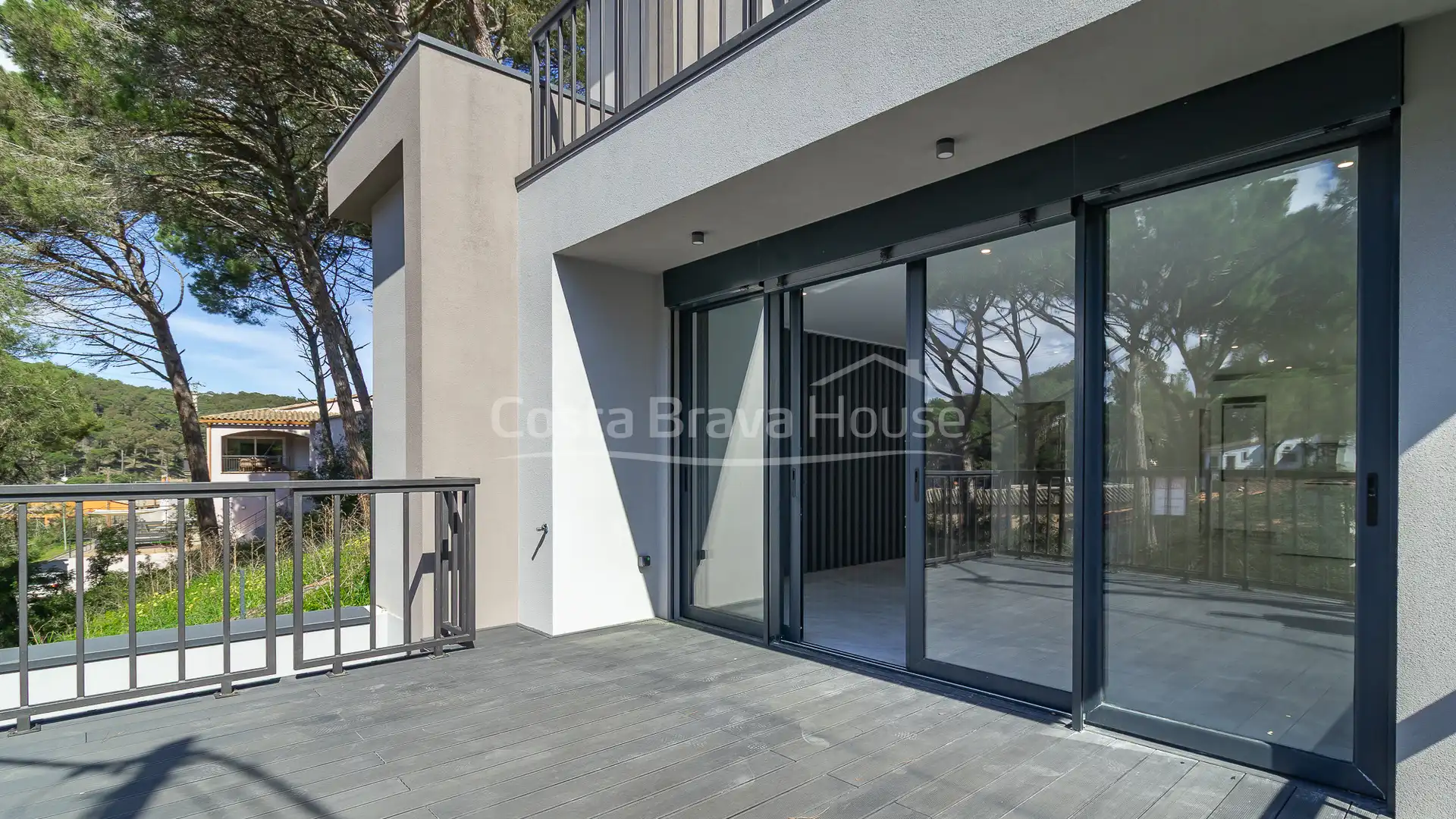 Casa con jardín en venta en Carrer de Joan Maragall, imagen 8