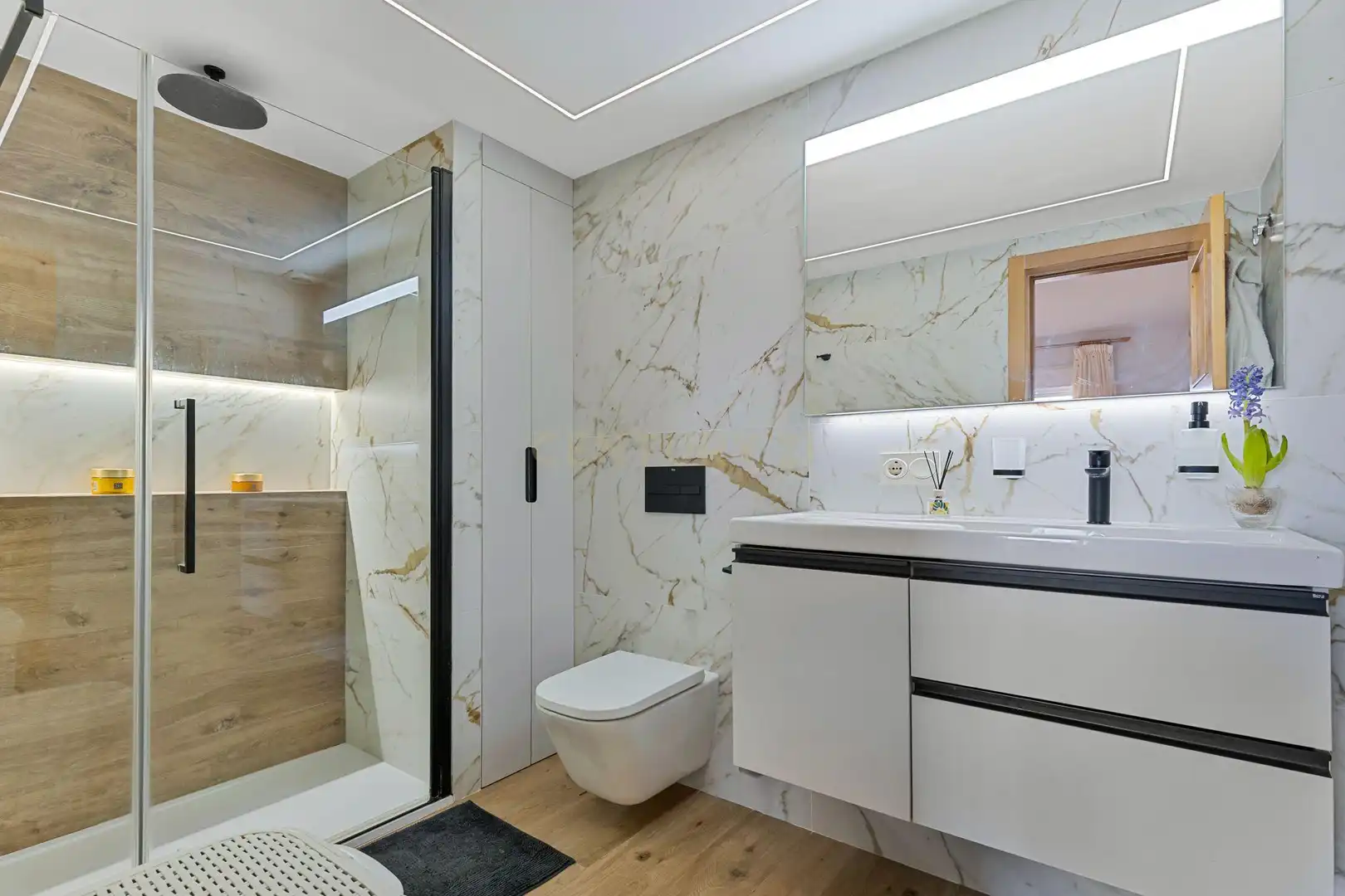 Badezimmer von Maisonette zum Verkauf in Mijas mit Klimaanlage, Privatgarten und Abstellraum