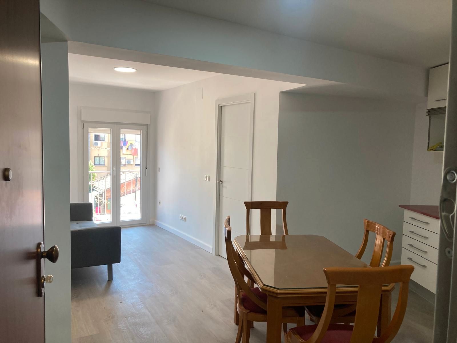Dining room of Study to rent in  Madrid Capital  with Air Conditioner and Furnished