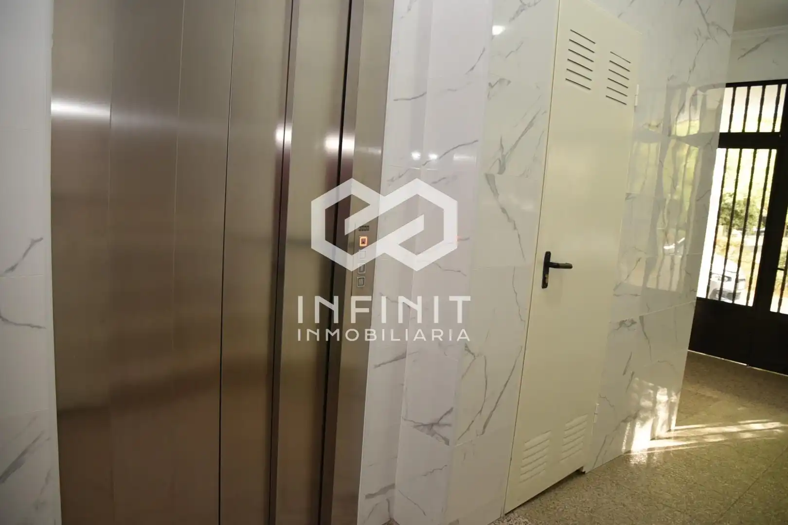 Flat with lift for sale in Reyes Católicos, imagen 63