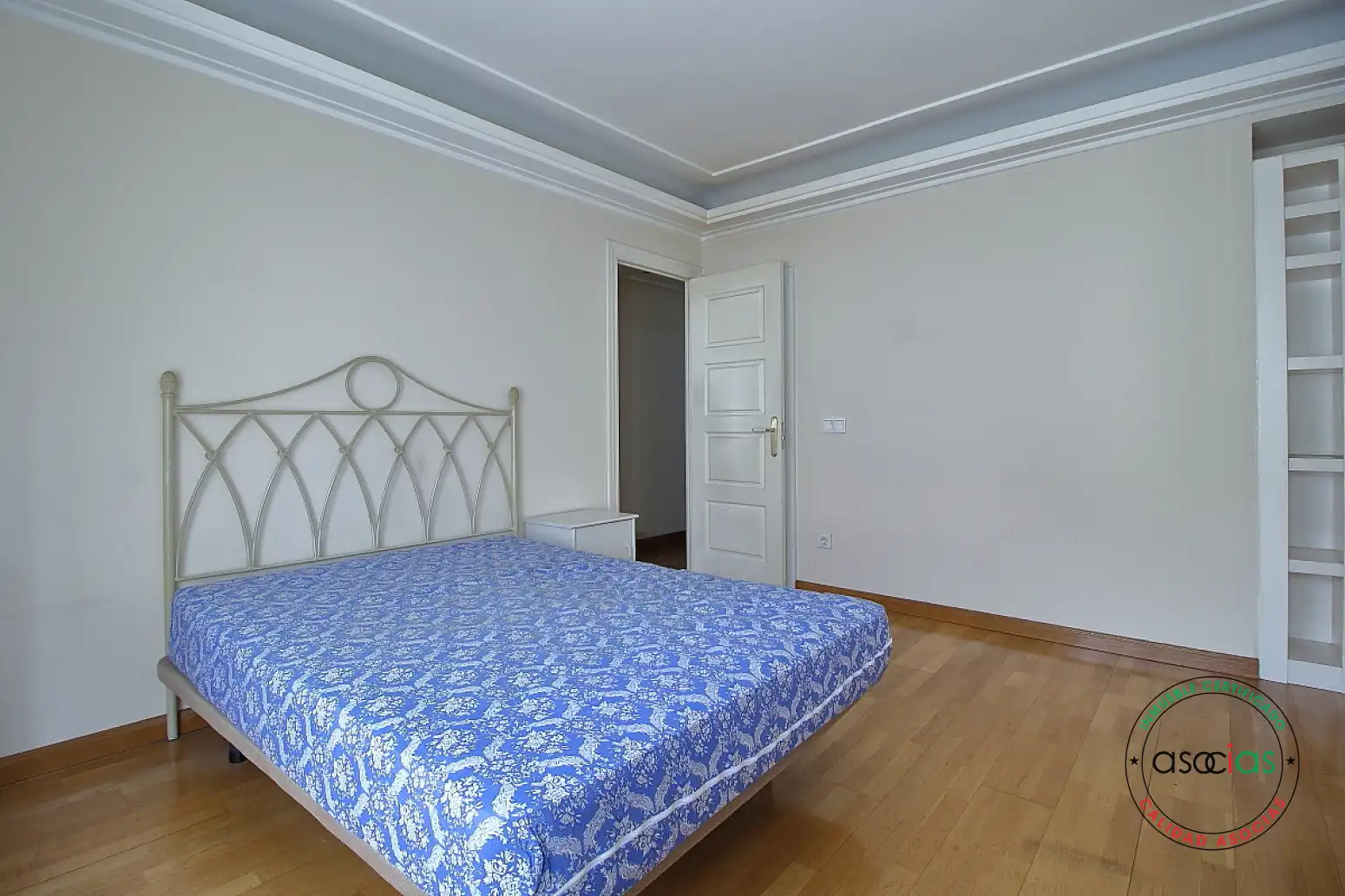 Flat for sale in Milán - Pumarín