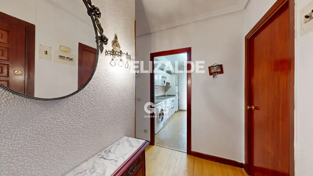 Piso con terraza en venta en Txapinene Kalea, imagen 27