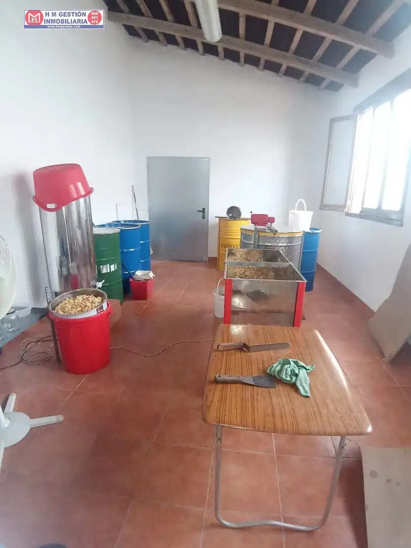 Casa o xalet en venda en Arenales de San Gregorio amb Jardí privat, Terrassa i Moblat