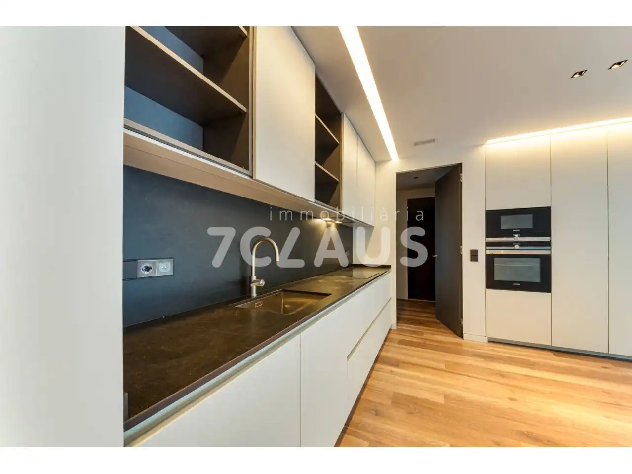 Cocina de Piso en venta en Andorra la Vella con Aire acondicionado, Calefacción y Parquet
