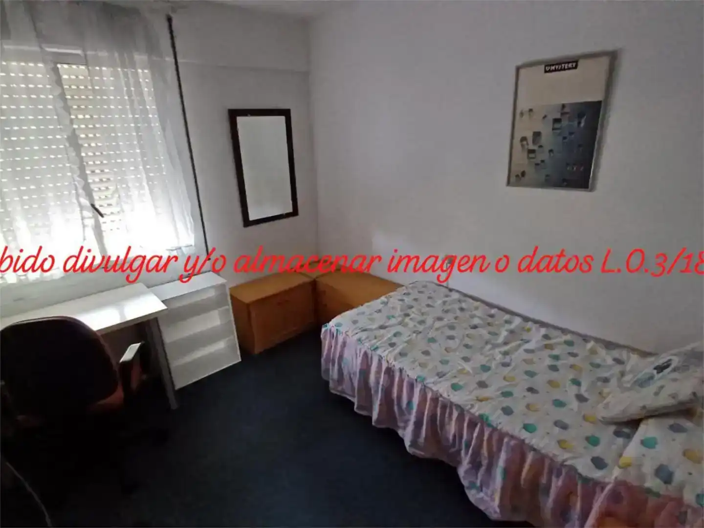 Dormitori de Apartament de lloguer en  Sevilla Capital amb Aire condicionat i Balcó