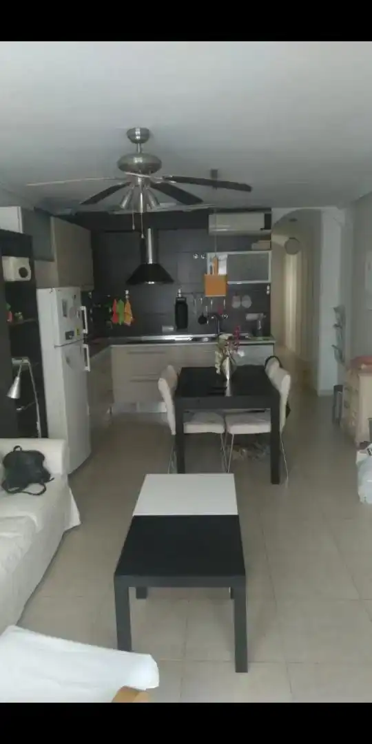 Cuina de Apartament en venda en Torrevieja amb Aire condicionat