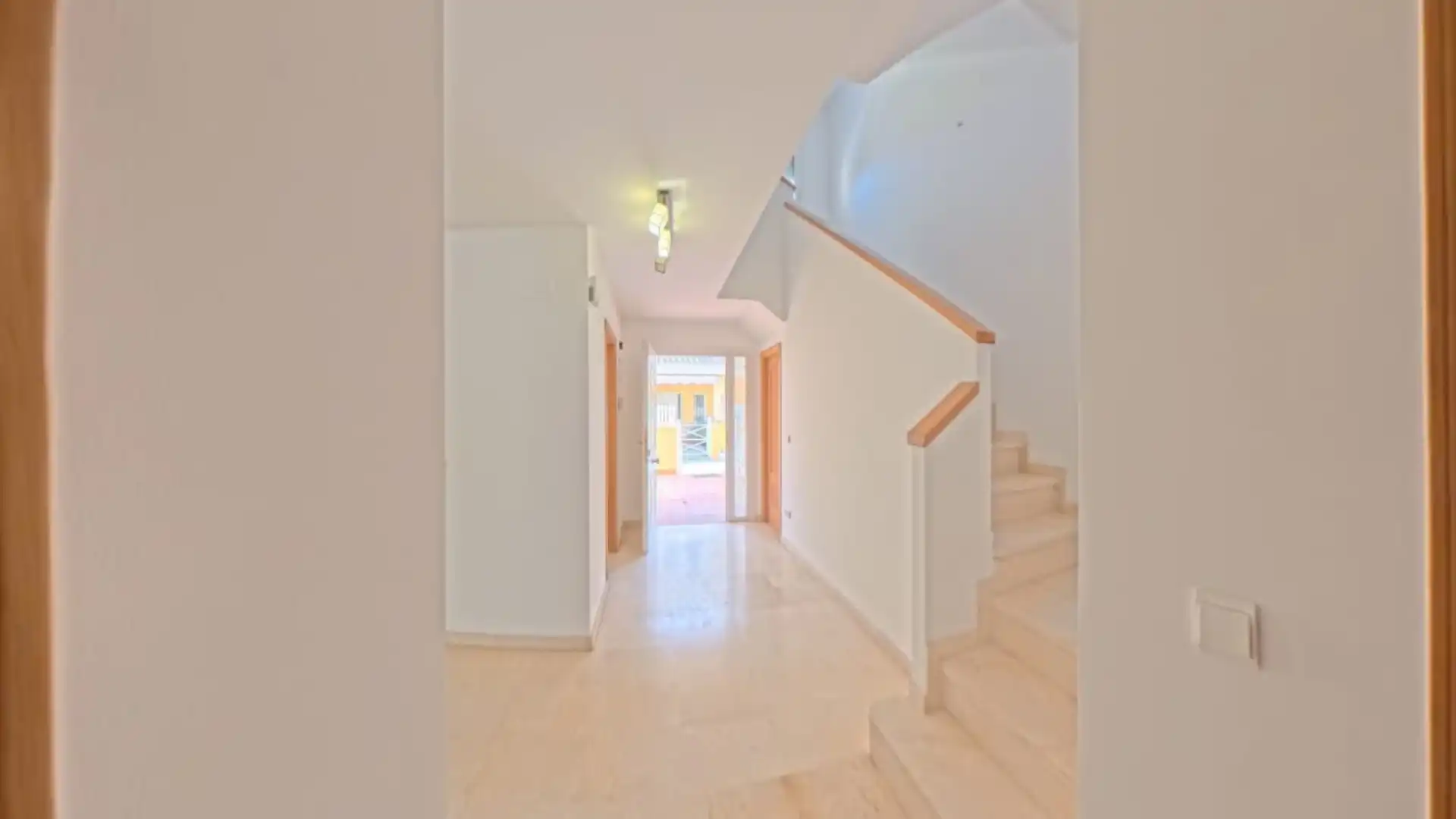 Villa avec piscine à vendre à Avenida Pintor Fernando Soria, imagen 16