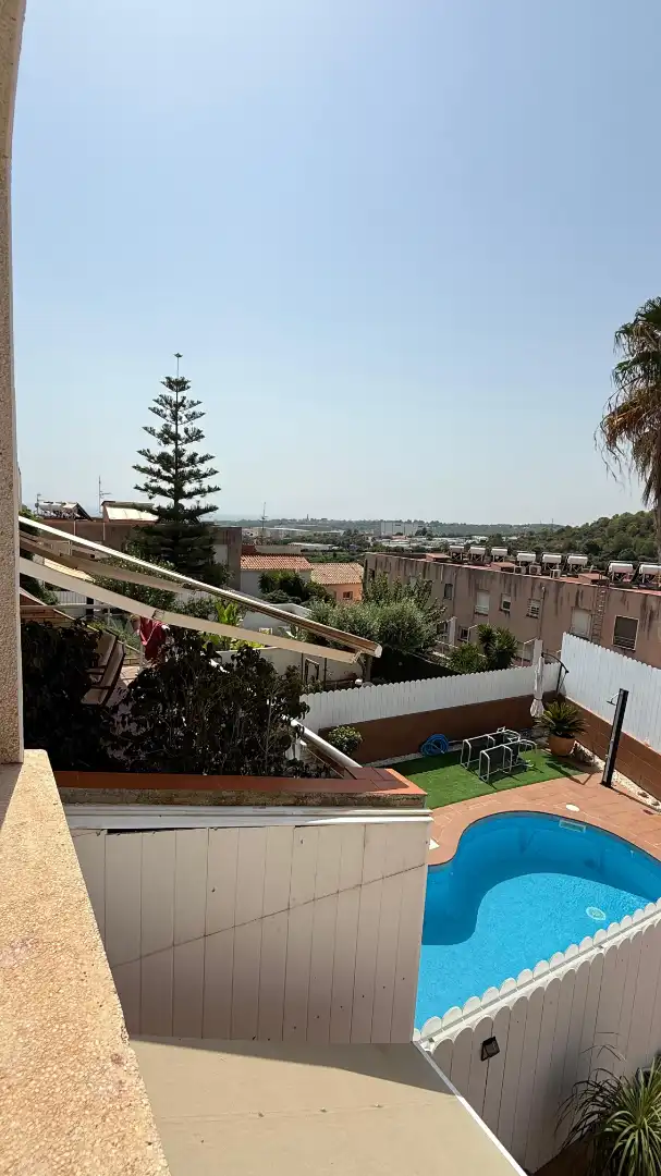 Terraza de Casa adosada en venta en Roda de Berà con Calefacción, Jardín privado y Terraza