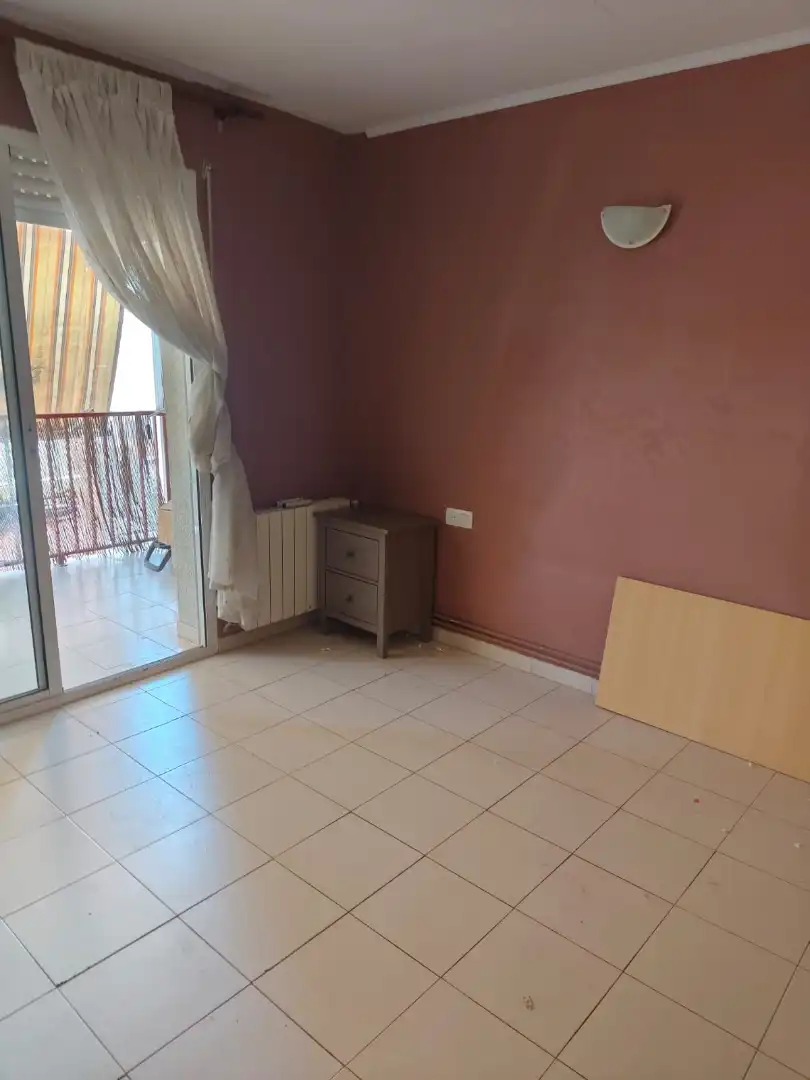 Habitación de Ático en venta en Torredembarra con Aire acondicionado, Calefacción y Balcón