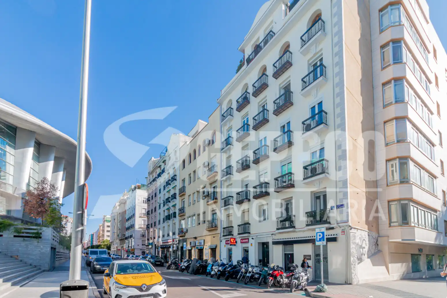 Exterior view of Flat for rent in Madrid  with Furnished