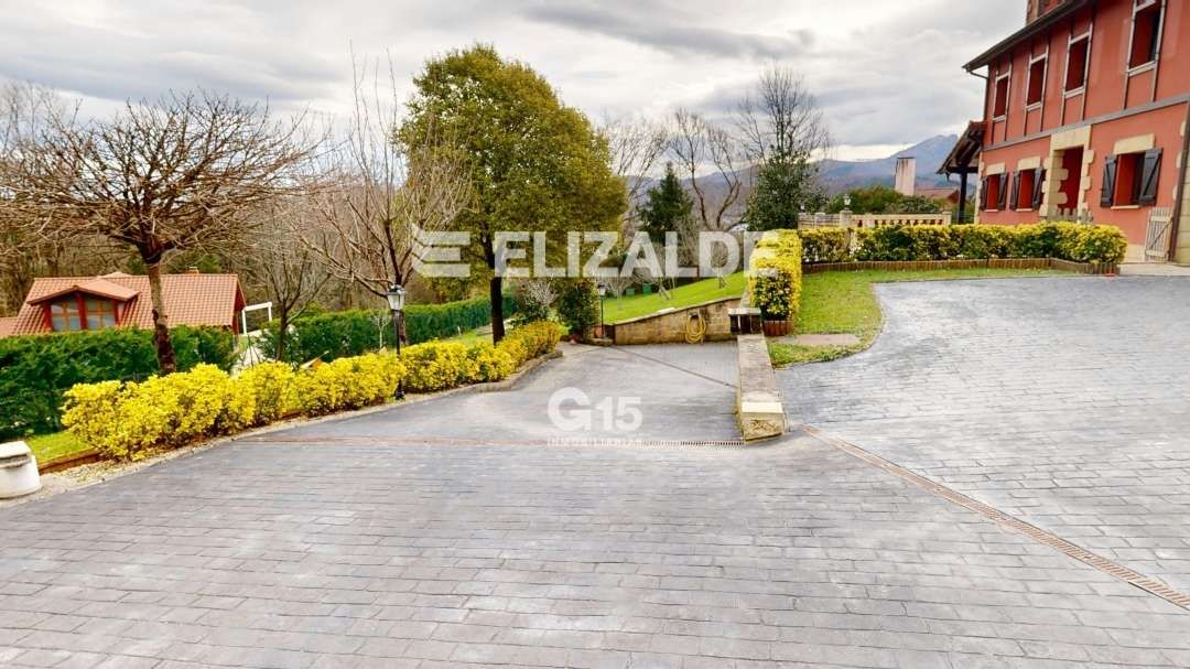 Casa o xalet en venda en Hondarribia amb Jardí privat, Terrassa i Traster