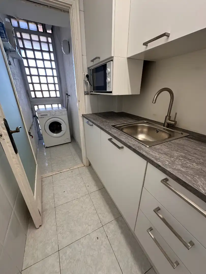 Apartament amb ascensor en venda a Carrer del Monestir de Poblet 16, imagen 5