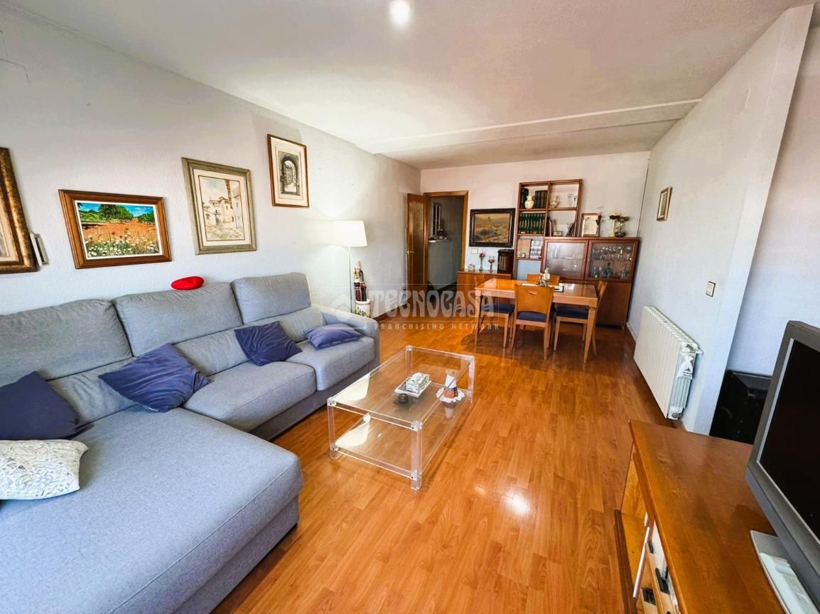 Sala de estar de Piso en venta en  Valencia Capital con Calefacción y Balcón