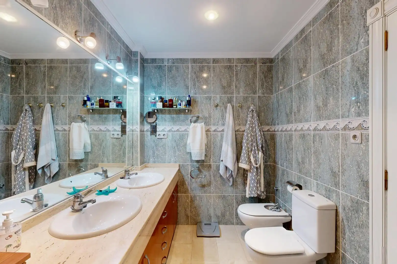 Detached house with garden for sale in Calle JACINTO BENAVENTE, imagen 91